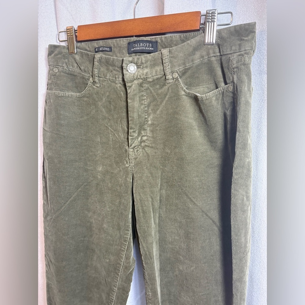 TALBOTS Slim Ankle Corduroy Pant Frayed‎ Hem Curvy Size 8 Olive Green GUC! 0433 - Picture 2 of 10
